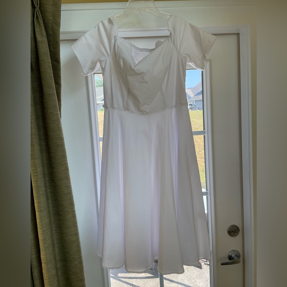 NWT Belle Pogue White Dress, Large
